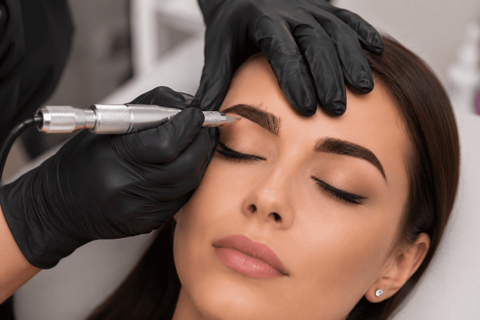 Dermopigmentazione o trucco semipermanente Medi
